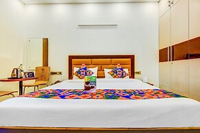 Fabhotel Floyd