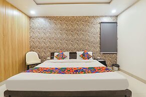 Fabhotel The Villa