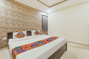 Fabhotel The Villa