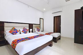 Fabhotel Royal Icon