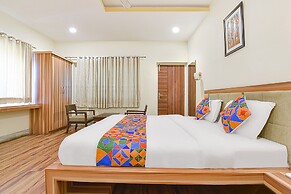 Fabhotel Royal Icon