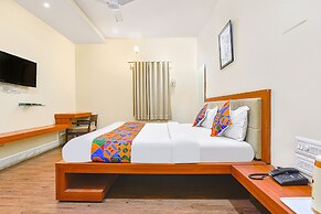Fabhotel Royal Icon