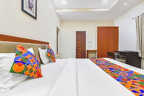 Fabhotel Royal Icon