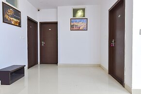 Fabhotel Royal Icon