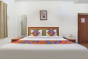 Fabhotel Royal Icon