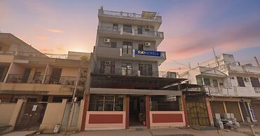 FabHotel Devise Residency New Delhi