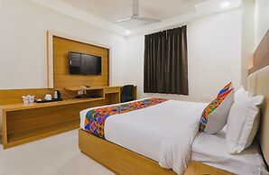 Fabhotel Ananda Inn