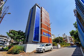Fabhotel Aakiyo
