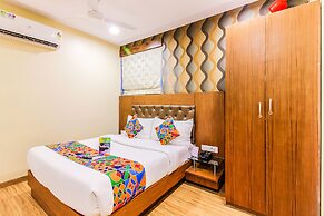 Fabhotel Arton Suite
