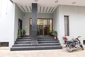Fabhotel Moon Trip