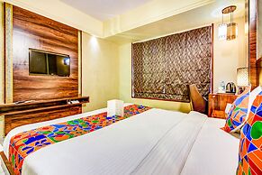 Fabhotel Crawford Inn