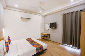 FabHotel Roseman