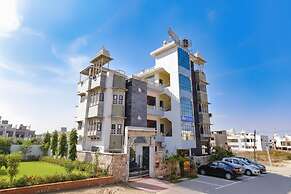 Fabhotel Achrol Palace