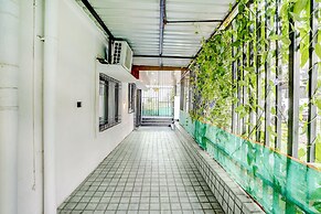Fabhotel Viva House