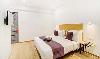 Fabhotel Ashray Residency