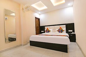 Fabhotel Palm Plaza