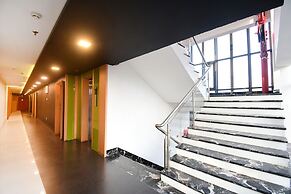 FabHotel Prime Karims