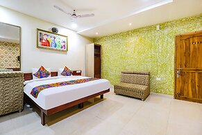 Fabhotel J Sons