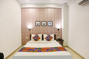 FabHotel Novel Suites