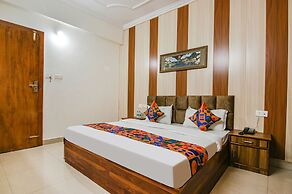 FabExpress Vistara Grand