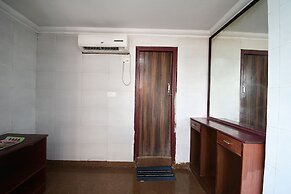 FabHotel Raj Darbar