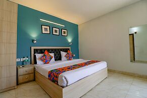 FabHotel Royal Inn