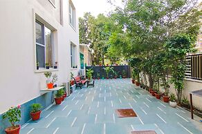 Fabhotel Rivlet Inn