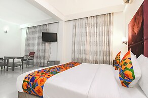 Fabhotel Rivlet Inn