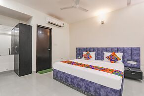 Fabhotel Silver Stone Inn