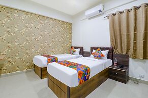 Fabhotel E City Inn