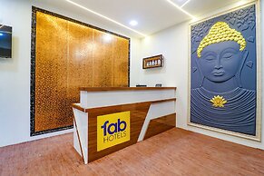 Fabhotel E City Inn