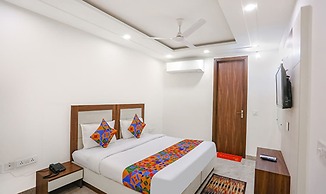 FabHotel Aerosky