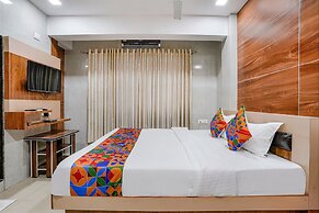 FabHotel White Gold