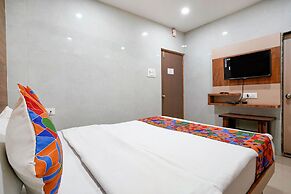 FabHotel White Gold