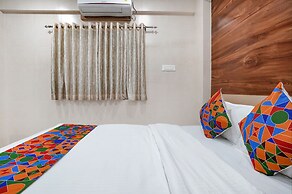 FabHotel White Gold