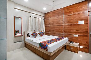 FabHotel White Gold