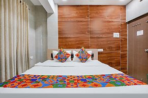FabHotel White Gold
