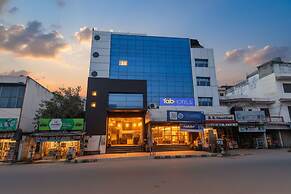 Fabhotel Ps International