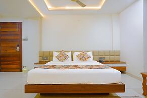 FabHotel Jewel Palace