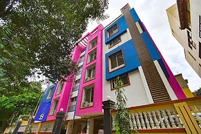 FabHotel Golden Leaf