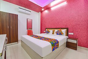 Fabhotel The Lotus