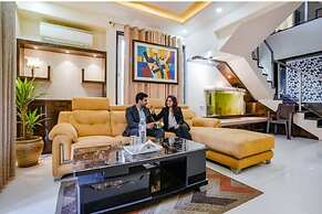 Fabhotel Rudra Residency