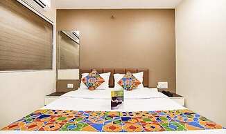 FabHotel Pratiksha