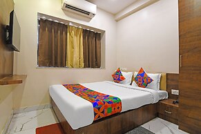 Fabhotel Dak Plaza
