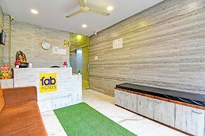 Fabhotel Dak Plaza