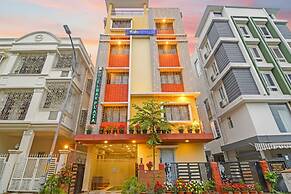 Fabhotel Dak Plaza