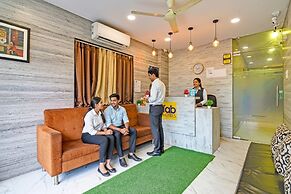 Fabhotel Dak Plaza