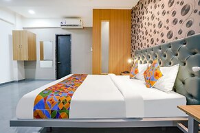 Fabhotel Arc Palace