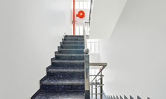 Fabhotel Cm Palace