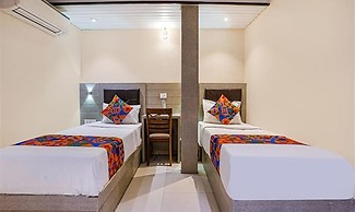 Fabhotel New Prince Palace